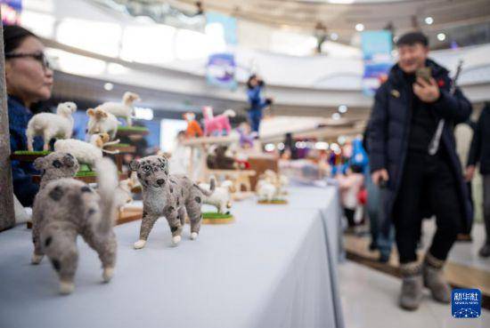 洲里：中俄蒙传统手艺交流热pg电子免费模拟器游戏满(图3)