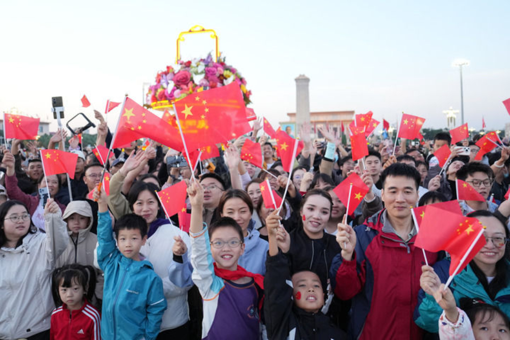 ！“人文”与“经济”辉映共生pg电子模拟器免费版双节相遇(图8)