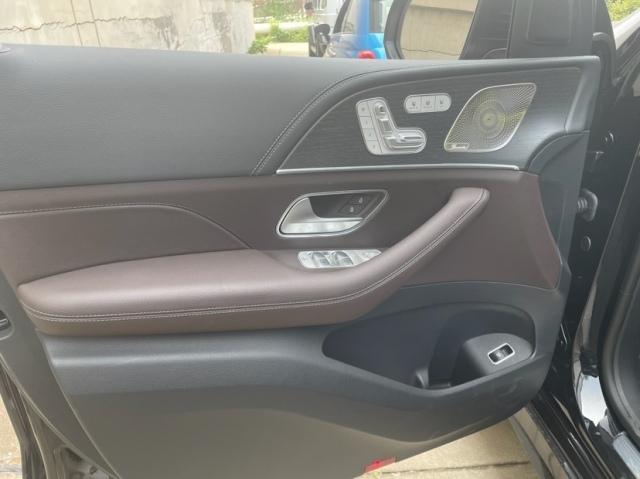 50D柴油版GLS最新价格90来万起售pg电子模拟器试玩24款奔驰GLS3(图4)